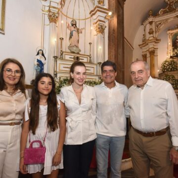 ACM Neto celebra 45 anos na Igreja de Santo Antônio, em Salvador, e revela nome do 3º filho. Veja fotos