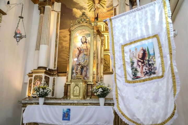 Marcada pelos pedidos de cura e pelo sincretismo, Festa de São Lázaro ocorre neste domingo (28)